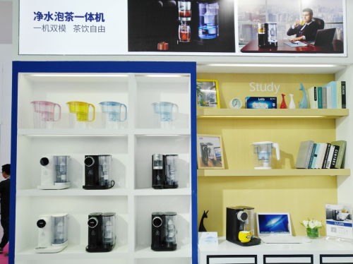 深圳禮品展眾星云集 凈飲機(jī)又成鎮(zhèn)場(chǎng)神器
